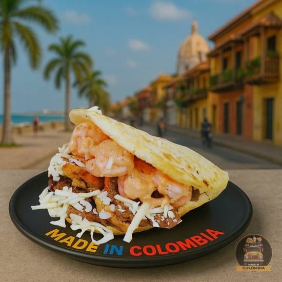 Arepa Mar y Tierra.