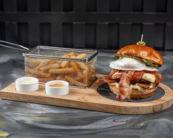 Paisa Burger.